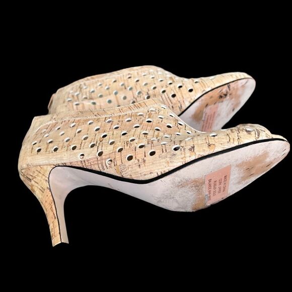 Vaneli peep toe cork pumps with perforations and stiletto heel size 6.5 - Picture 7 of 9